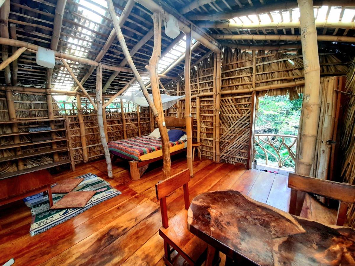 El Bamboo Cabins Balgue Eksteriør billede
